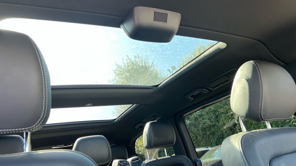 Used Mercedes-Benz V-Class 2024 for sale - 76062150: Photo 31