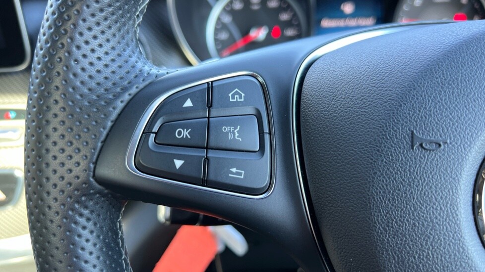 Used Mercedes-Benz V-Class 2024 for sale - 76062150: Photo 36