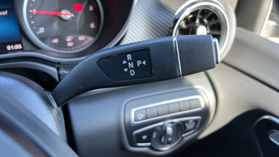 Used Mercedes-Benz V-Class 2024 for sale - 76062150: Photo 39