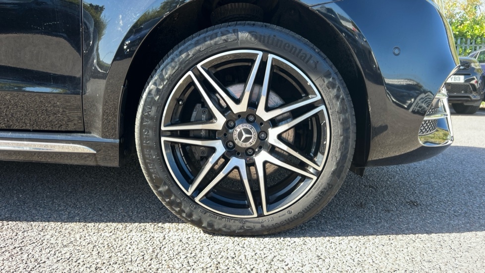 Used Mercedes-Benz V-Class 2024 for sale - 76062150: Photo 5