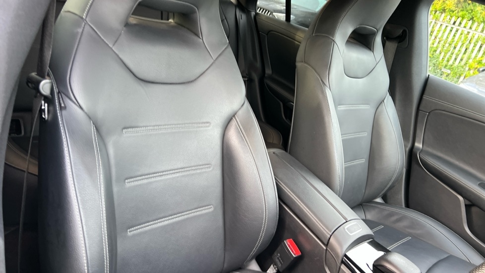 Used Mercedes-Benz CLA 2022 for sale - 76888852: Photo 14