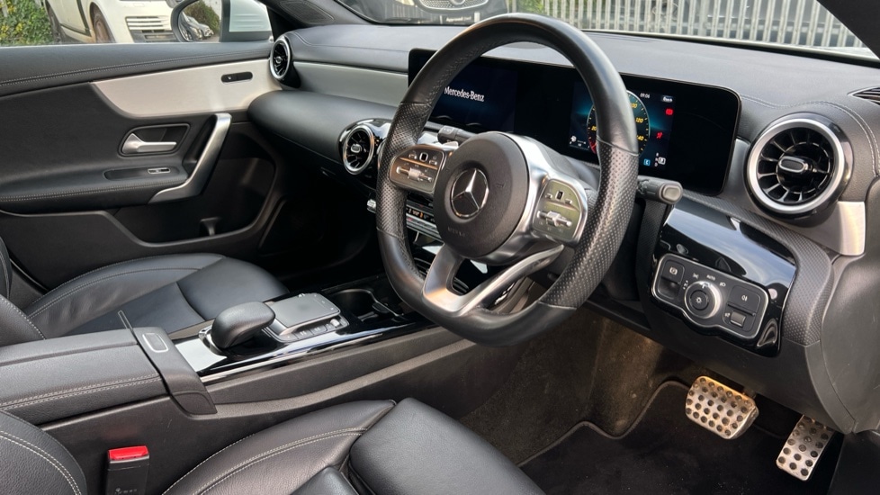 Used Mercedes-Benz CLA 2022 for sale - 76888852: Photo 3