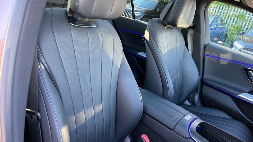 Used Mercedes-Benz E Class 2025 for sale - 76960230: Photo 14