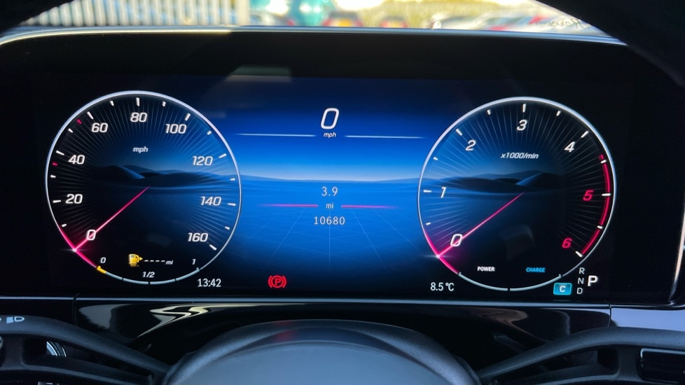 Used Mercedes-Benz E Class 2025 for sale - 76960230: Photo 16