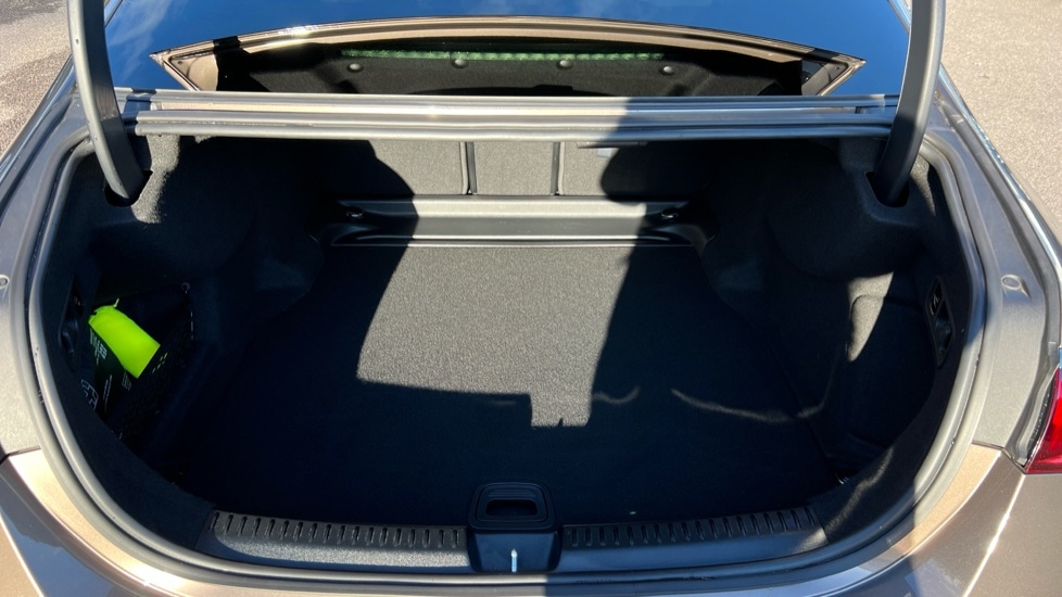 Used Mercedes-Benz E Class 2025 for sale - 76960230: Photo 17