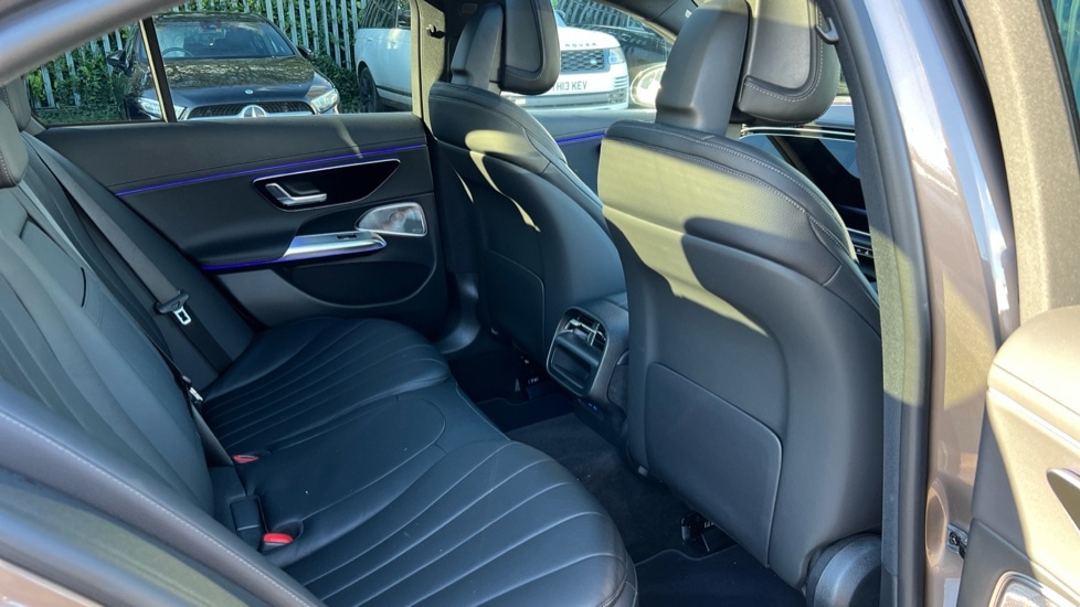 Used Mercedes-Benz E Class 2025 for sale - 76960230: Photo 24