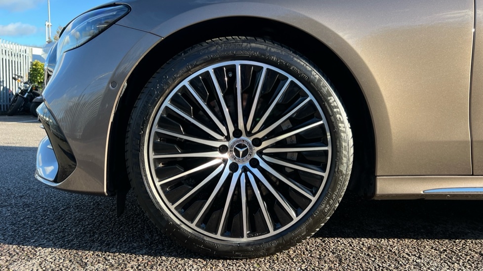 Used Mercedes-Benz E Class 2025 for sale - 76960230: Photo 25