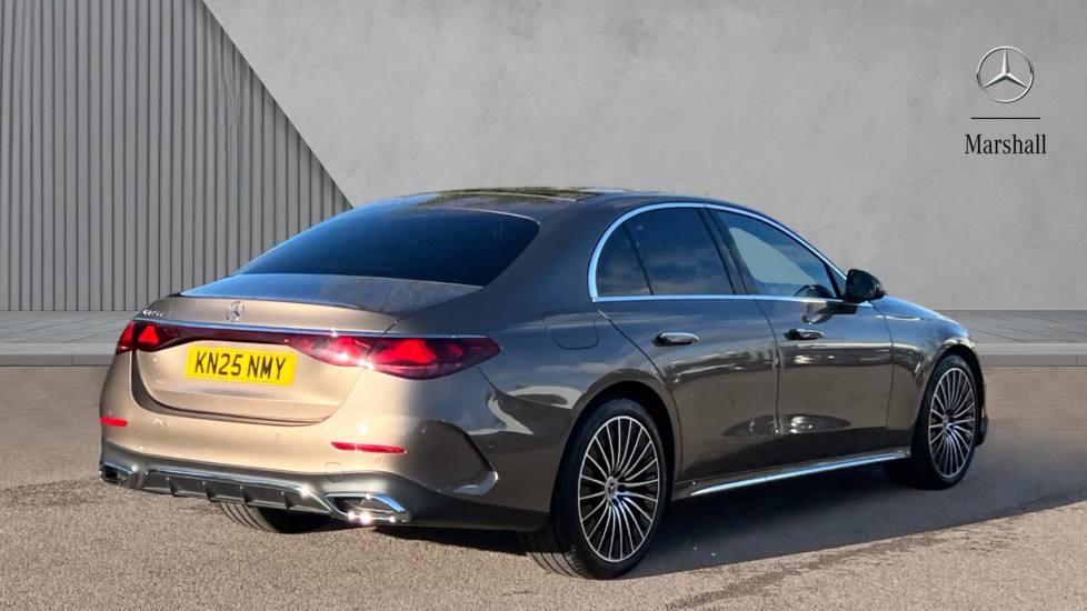 Used Mercedes-Benz E Class 2025 for sale - 76960230: Photo 9