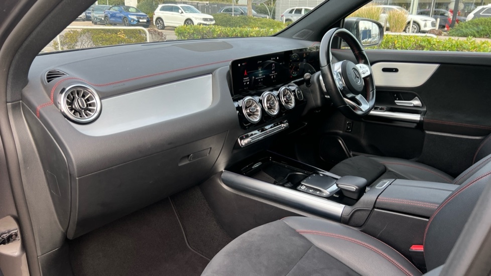 Used Mercedes-Benz EQA 2022 for sale - 76124702: Photo 11