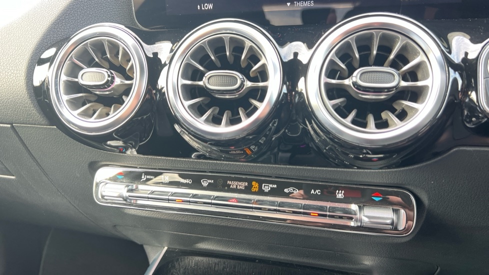 Used Mercedes-Benz EQA 2022 for sale - 76124702: Photo 41