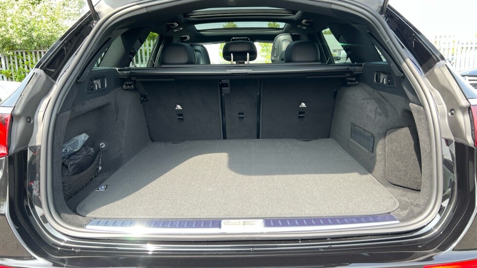 Used Mercedes-Benz E Class 2025 for sale - 75509794: Photo 18