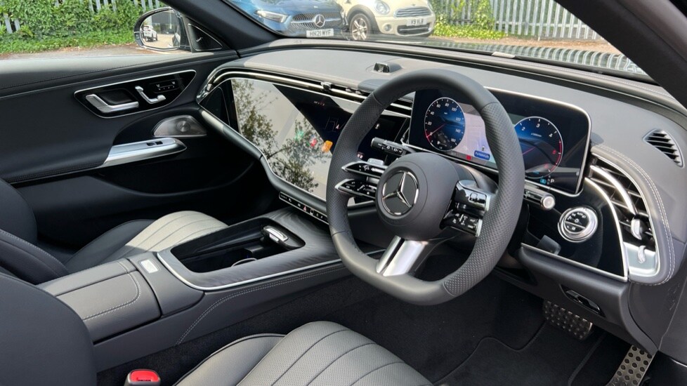 Used Mercedes-Benz E Class 2025 for sale - 75509794: Photo 3