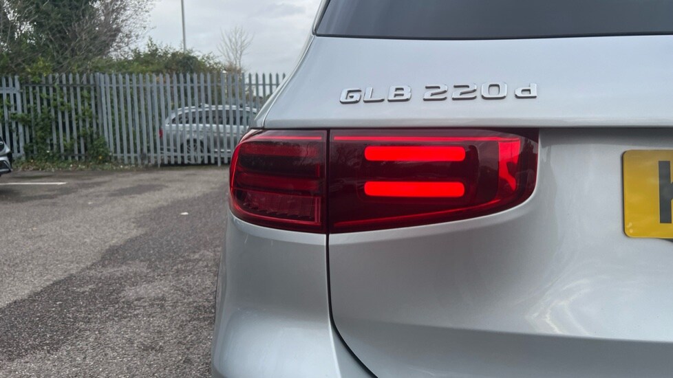 Used Mercedes-Benz GLB 2024 for sale - 76458886: Photo 21