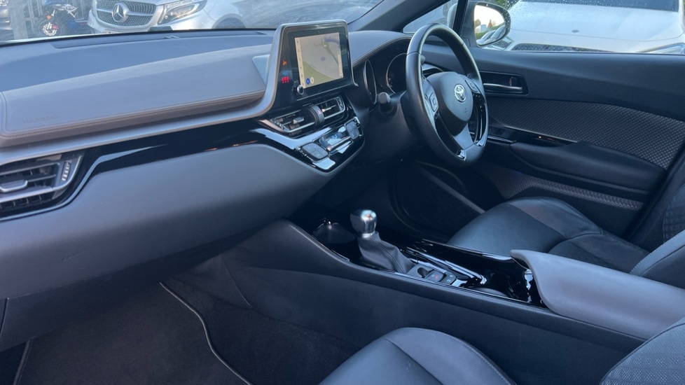 Used Toyota C-HR 2023 for sale - 76415217: Photo 10