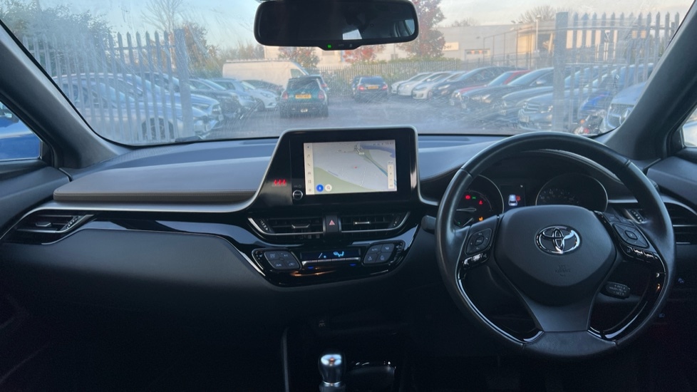 Used Toyota C-HR 2023 for sale - 76415217: Photo 11