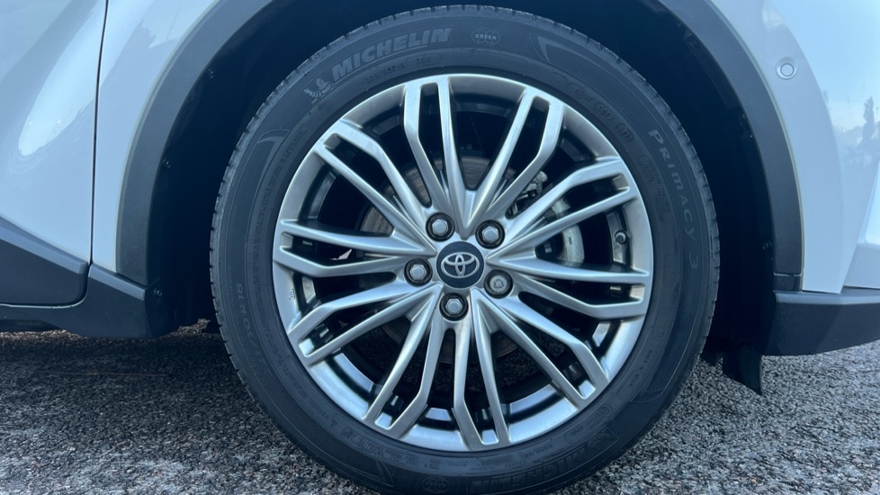 Used Toyota C-HR 2023 for sale - 76415217: Photo 17