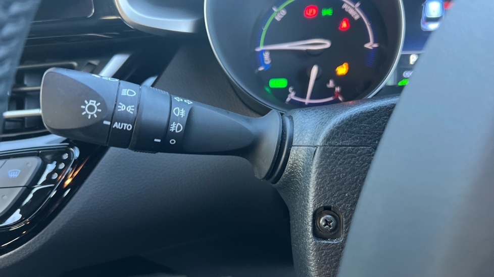 Used Toyota C-HR 2023 for sale - 76415217: Photo 23