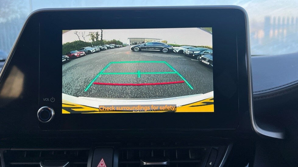 Used Toyota C-HR 2023 for sale - 76415217: Photo 25