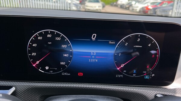 Used Mercedes-Benz CLA 2024 for sale - 76180145: Photo 16