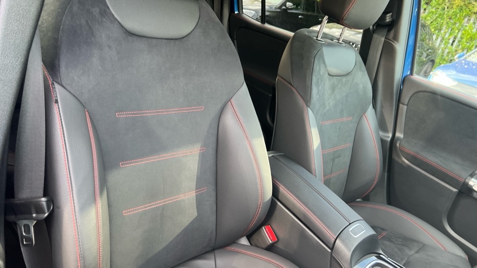 Used Mercedes-Benz GLB 2024 for sale - 76630091: Photo 14