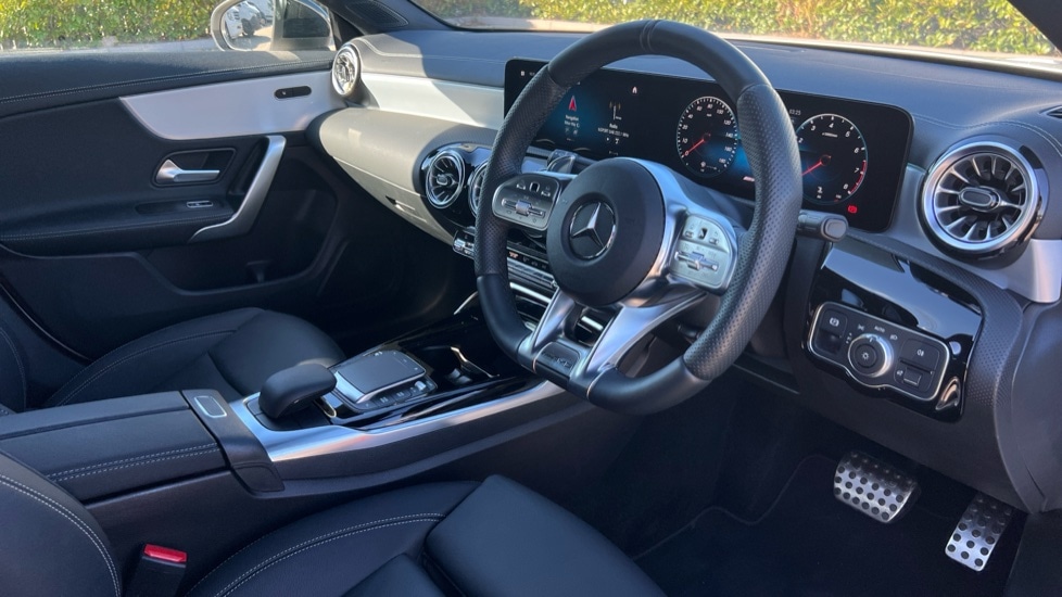 Used Mercedes-Benz CLA 2025 for sale - 76062065: Photo 3