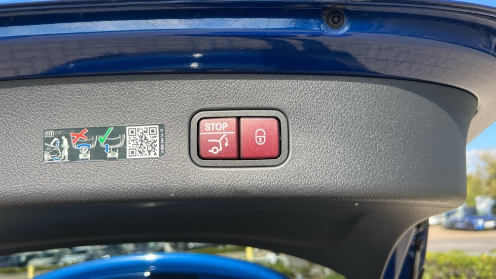 Used Mercedes-Benz GLC 2025 for sale - 76061960: Photo 32