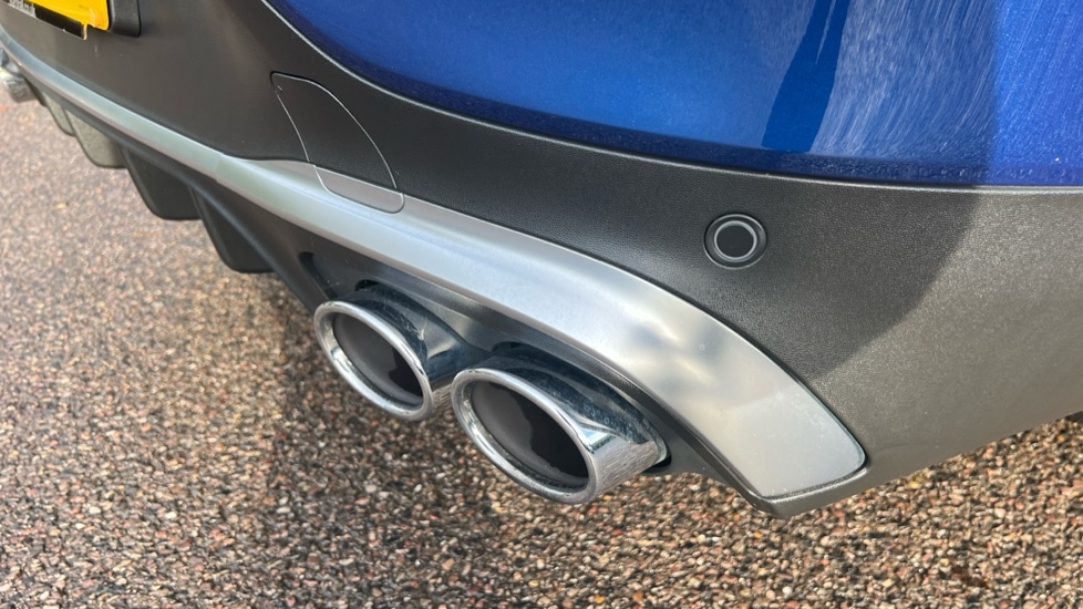 Used Mercedes-Benz GLC 2022 for sale - 76745383: Photo 31