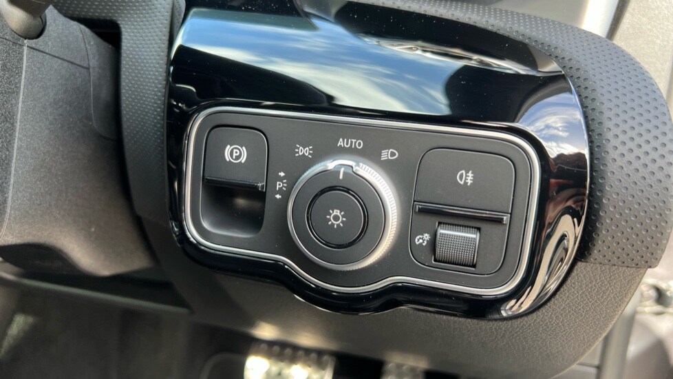 Used Mercedes-Benz A-Class 2024 for sale - 75894897: Photo 35