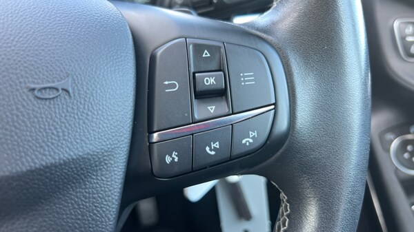Used Ford Fiesta 2018 for sale - 76229340: Photo 32
