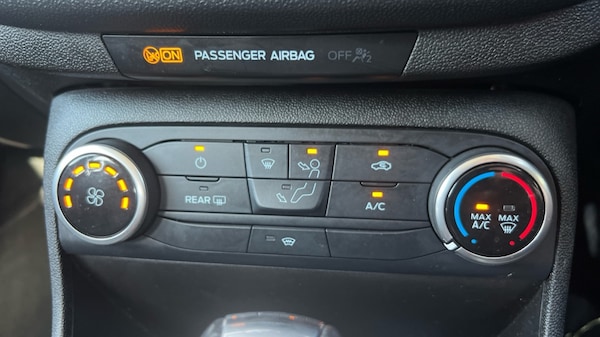 Used Ford Fiesta 2018 for sale - 76229340: Photo 35