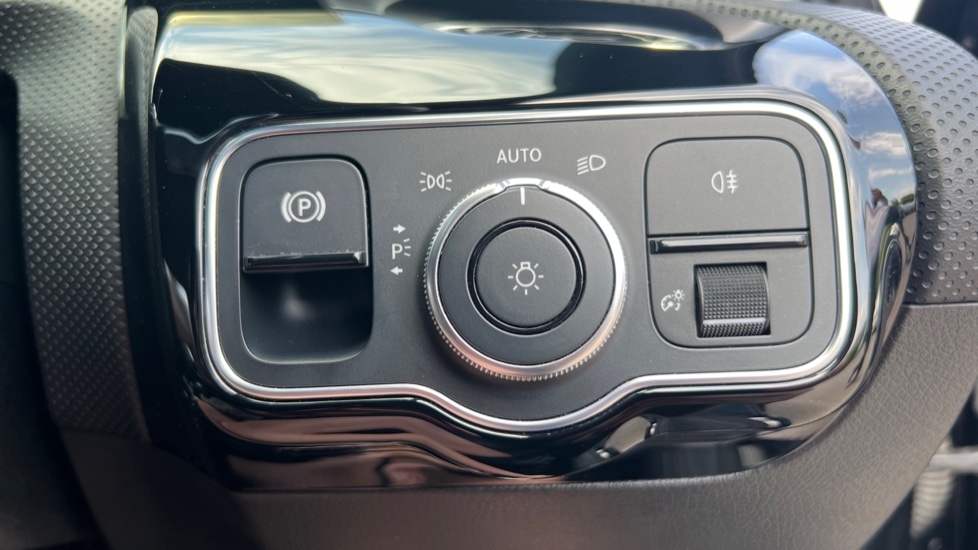 Used Mercedes-Benz A-Class 2021 for sale - 76593764: Photo 32