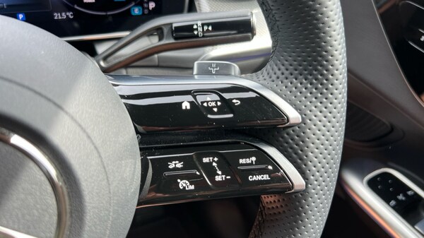 Used Mercedes-Benz GLC 2024 for sale - 76172363: Photo 38