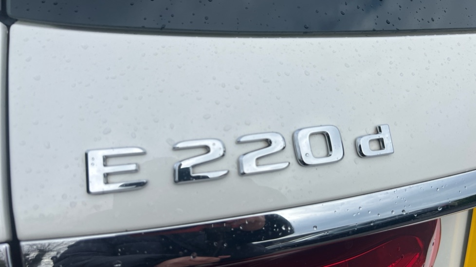 Used Mercedes-Benz E Class 2018 for sale - 76593634: Photo 22