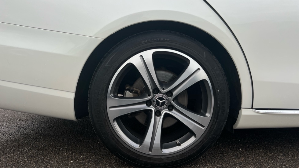 Used Mercedes-Benz E Class 2018 for sale - 76593634: Photo 27