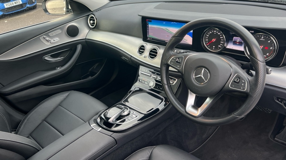 Used Mercedes-Benz E Class 2018 for sale - 76593634: Photo 3