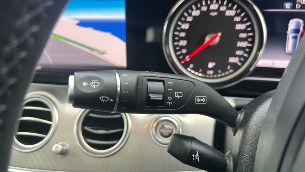 Used Mercedes-Benz E Class 2018 for sale - 76593634: Photo 30