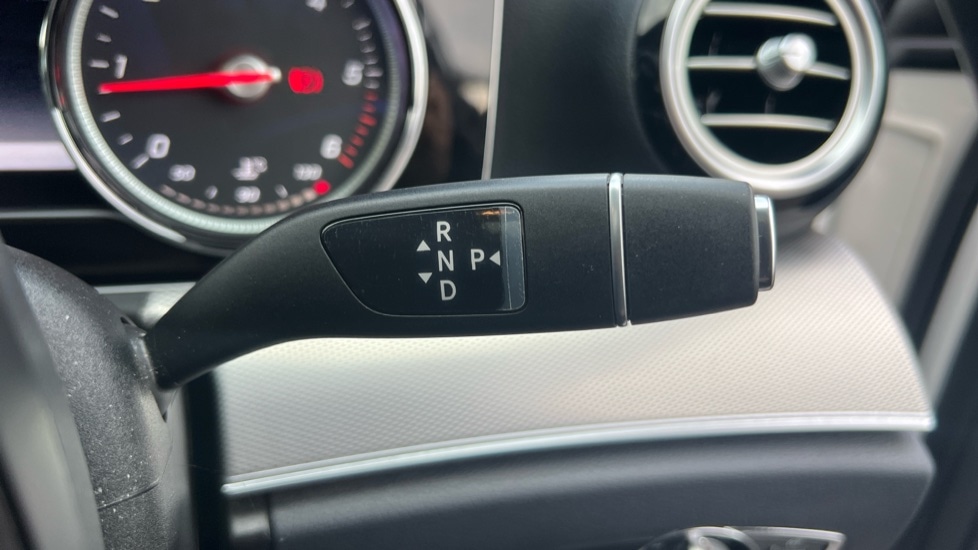 Used Mercedes-Benz E Class 2018 for sale - 76593634: Photo 31