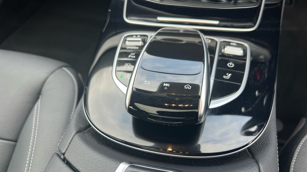 Used Mercedes-Benz E Class 2018 for sale - 76593634: Photo 34