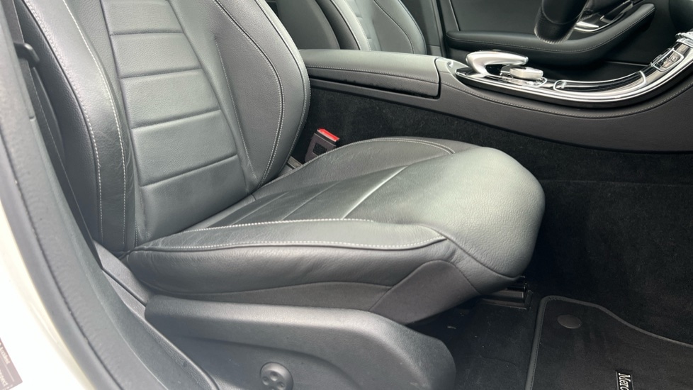 Used Mercedes-Benz E Class 2018 for sale - 76593634: Photo 38