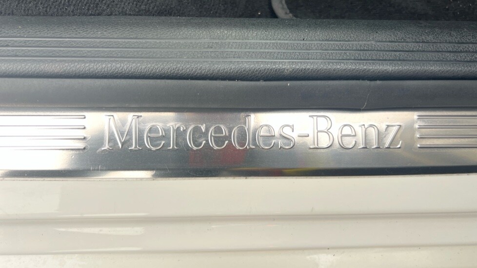 Used Mercedes-Benz E Class 2018 for sale - 76593634: Photo 43