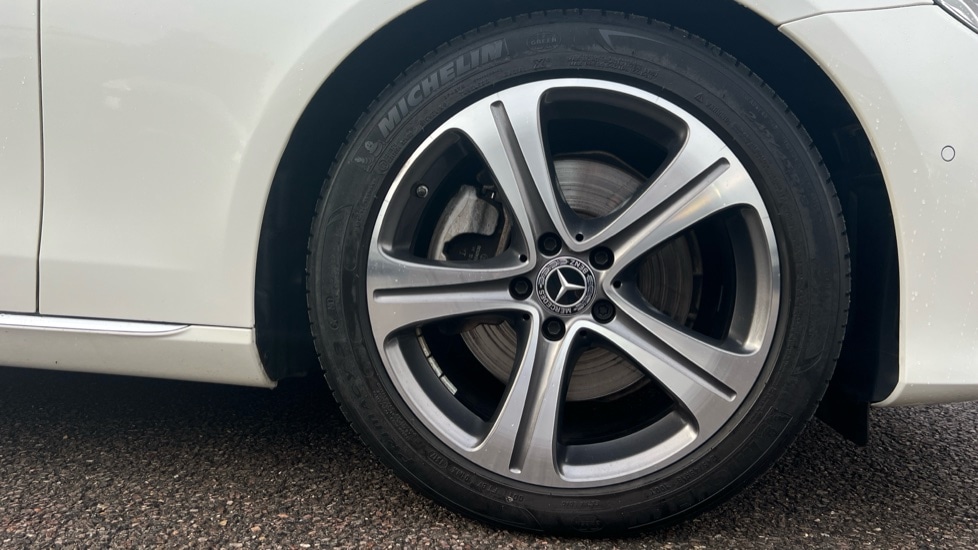 Used Mercedes-Benz E Class 2018 for sale - 76593634: Photo 5