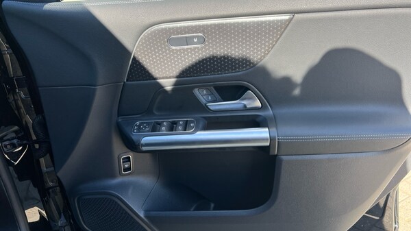 Used Mercedes-Benz EQA 2024 for sale - 75943472: Photo 34