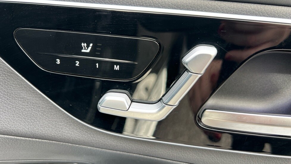 Used Mercedes-Benz GLC 2023 for sale - 76372714: Photo 34