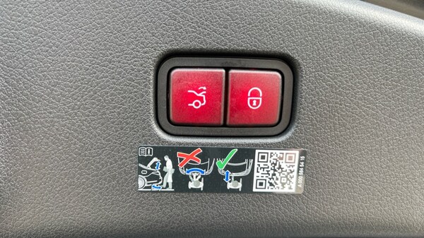 Used Mercedes-Benz CLE 2025 for sale - 75484362: Photo 32