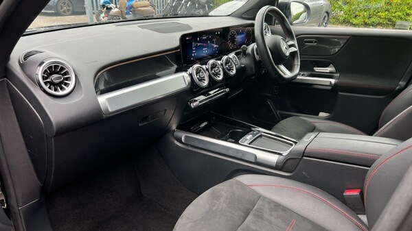 Used Mercedes-Benz GLB 2025 for sale - 76261691: Photo 11