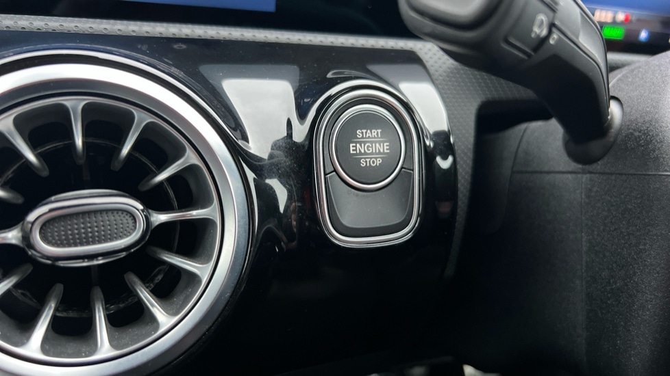 Used Mercedes-Benz CLA 2024 for sale - 76804130: Photo 39