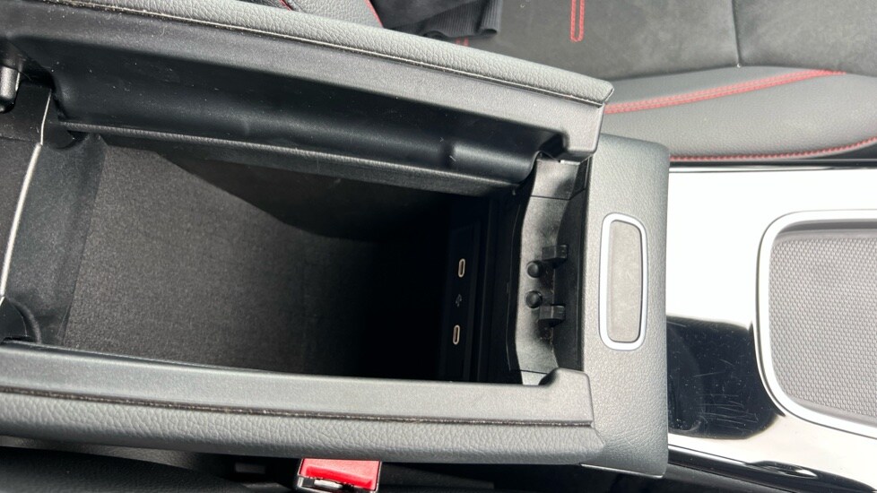 Used Mercedes-Benz A-Class 2024 for sale - 75943424: Photo 44