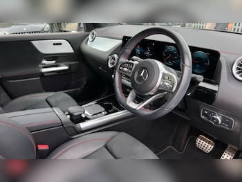 Used Mercedes-Benz EQA 2021 for sale - 75565491: Photo