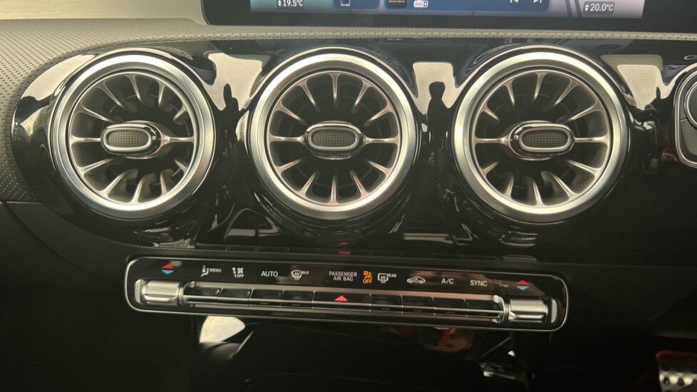 Used Mercedes-Benz CLA 2024 for sale - 76841962: Photo 35