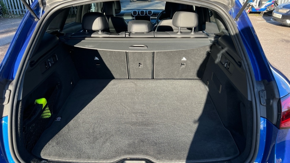 Used Mercedes-Benz GLC 2024 for sale - 76623480: Photo 17